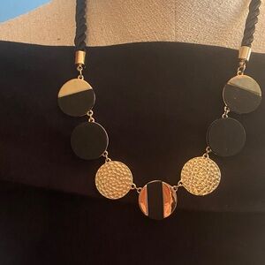 Elegant Black and Gold Necklace